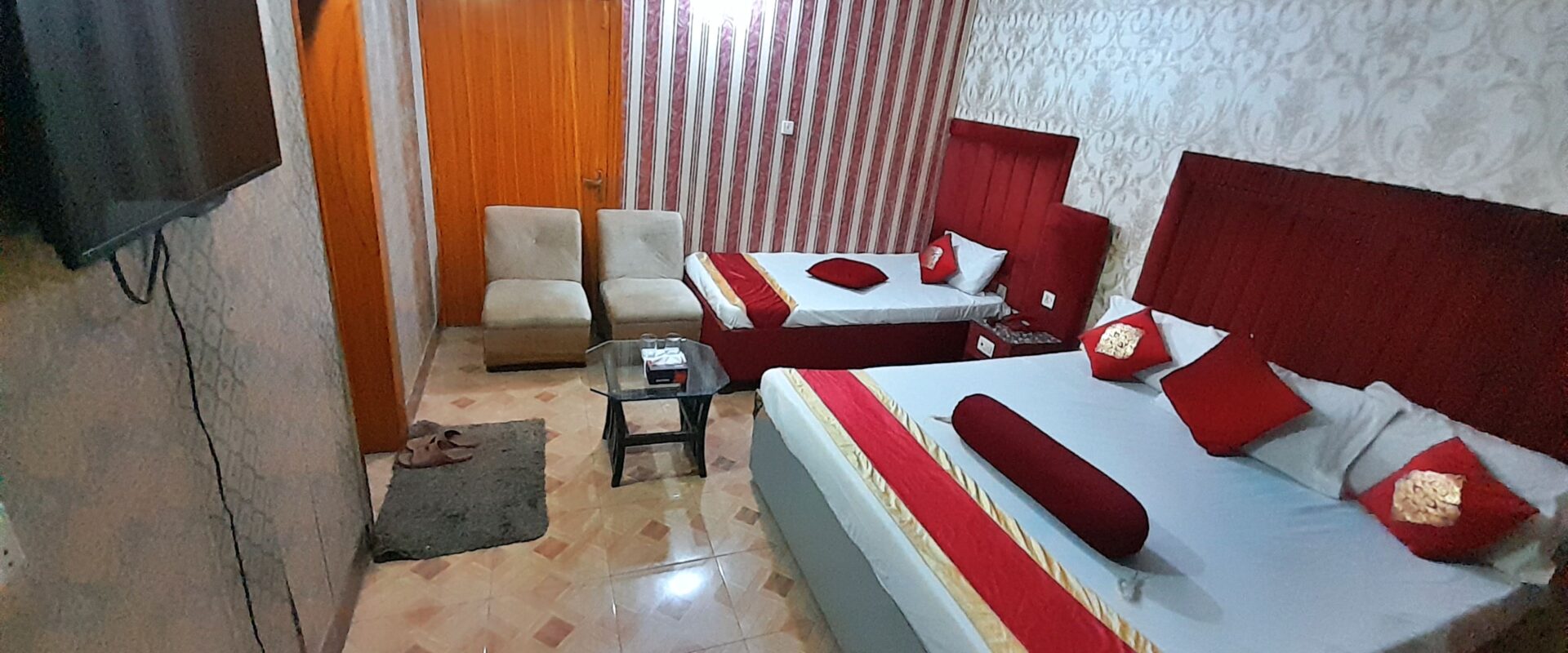 Experience the Best of Lahore with a Stay at Hotel Super Seven