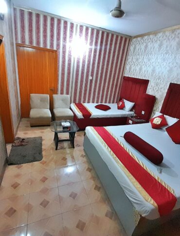 Deluxe Family Room